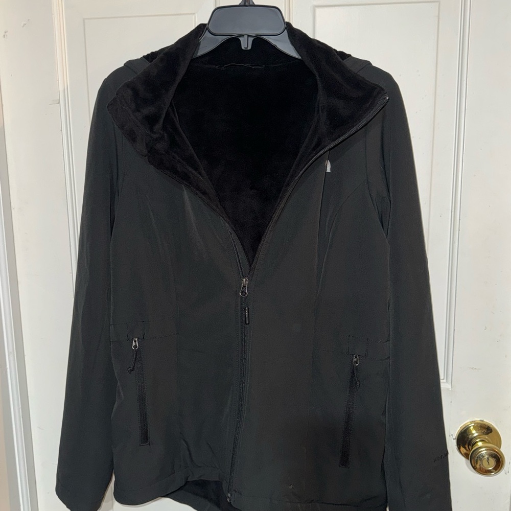 🧥 The North Face Softshell Jacket - Picture 4 of 5